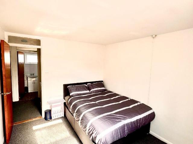 House for rent in Sinfin, East Midlands