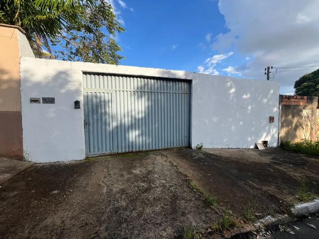 Casa aluguel em Região Geográfica Imediata de Goiânia, Goiânia