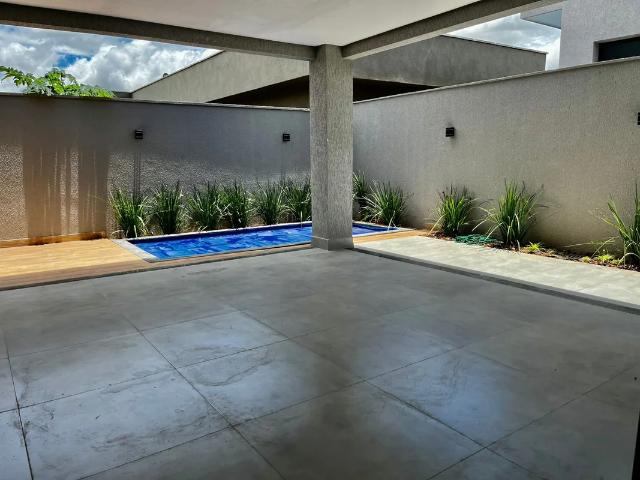 Casa aluguel em Região Geográfica Imediata de Goiânia, Goiânia
