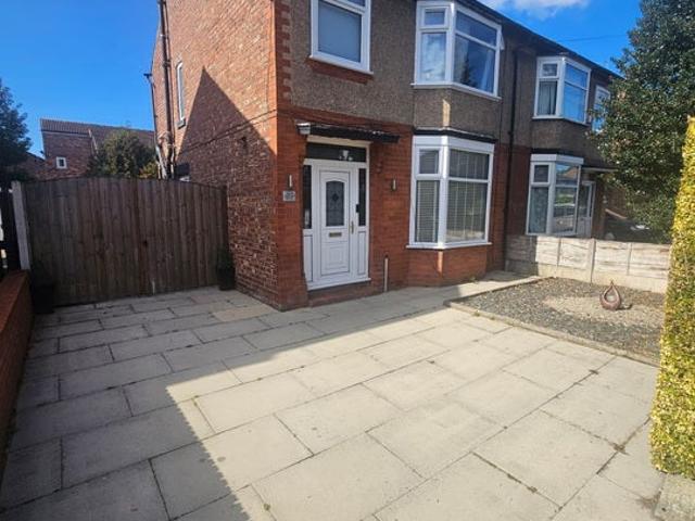 House for rent in Gorse Hill, Trafford Park