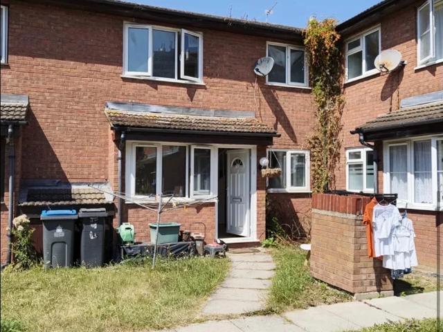 House for rent in Royal Borough of Kingston upon Thames, Greater London