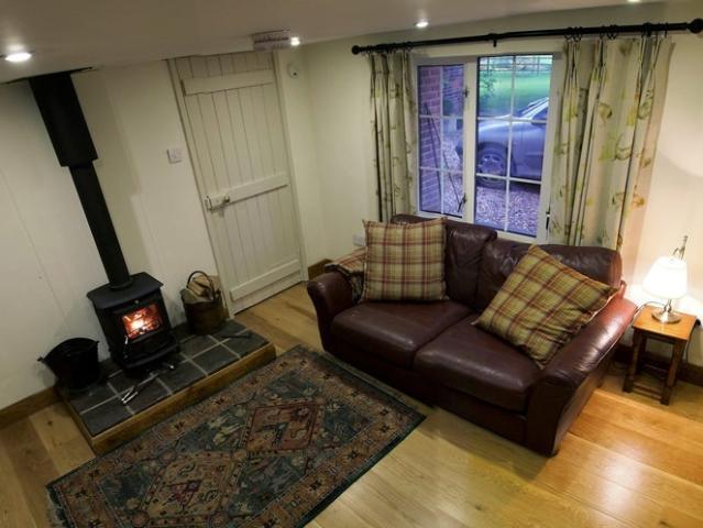 House for rent in Woodseaves, Baswich