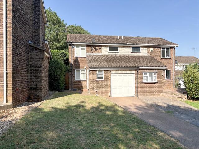 House for rent in Leighton-Linslade, Linslade