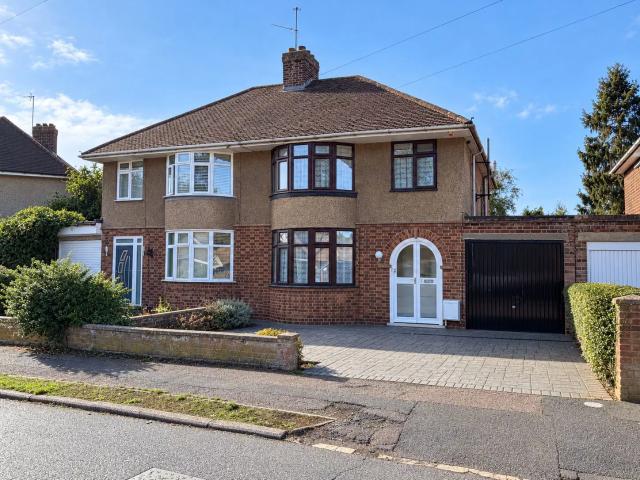 House for rent in Westone, Northampton