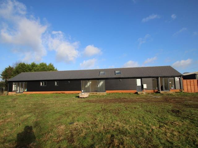 House for rent in Kingswood, Midway