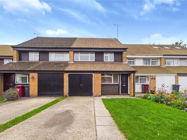 House for rent in The Triangle, Reading