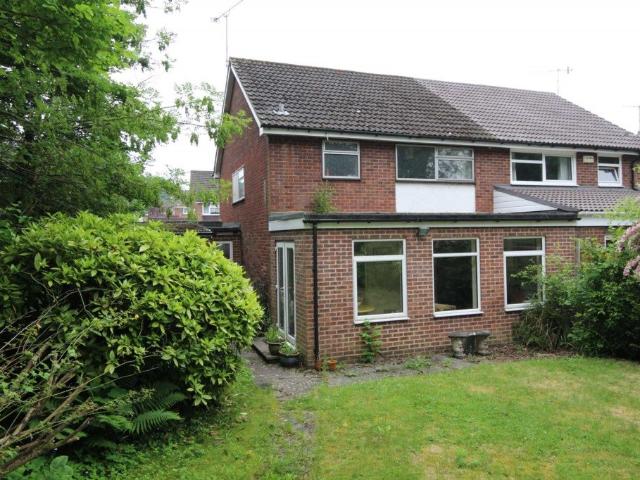 House for rent in Pouchen End, Hertfordshire