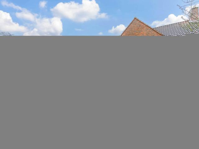 Room for rent in Sleepers' Hill, Hampshire