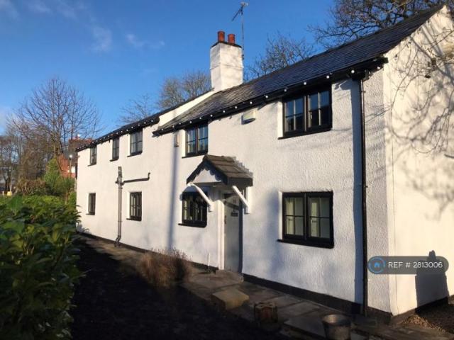 House for rent in Roe Green, Salford