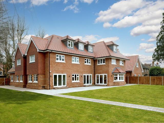 House for rent in Holtspur, Forty Green