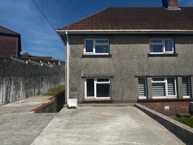House for rent in Pontyberem, Wales
