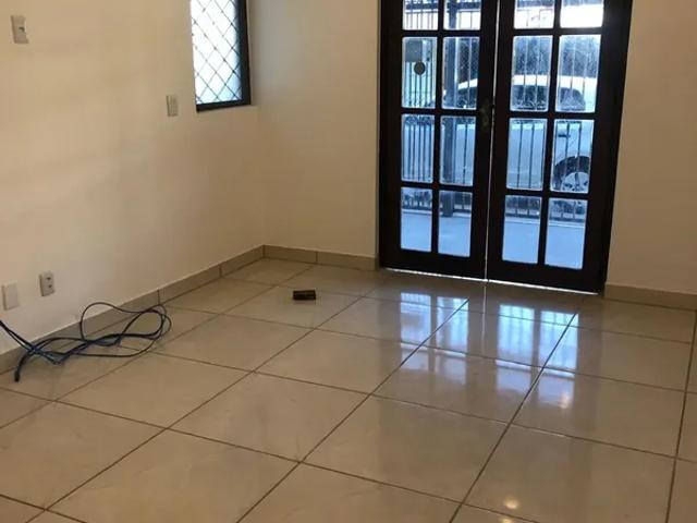 Casa aluguel em QI 11, Guará