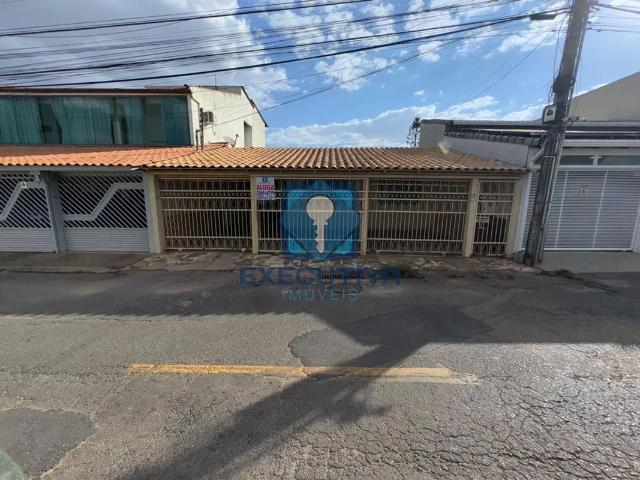 Casa aluguel em Região Geográfica Imediata do Distrito Federal, Região Integrada de Desenvolvimento do Distrito Federal e Entorno