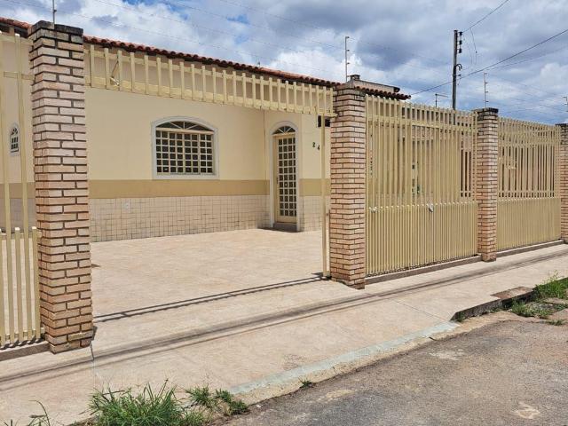Casa aluguel em Região Geográfica Imediata do Distrito Federal, Região Integrada de Desenvolvimento do Distrito Federal e Entorno