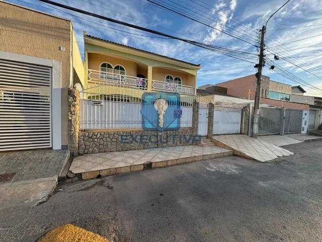 Casa aluguel em Região Geográfica Imediata do Distrito Federal, Região Integrada de Desenvolvimento do Distrito Federal e Entorno