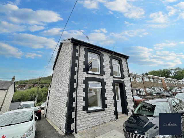 House for rent in Cymmer, Wales