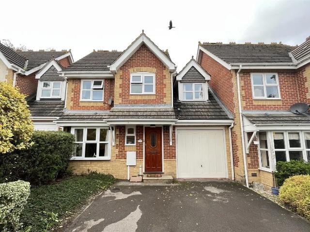 House for rent in London Borough of Sutton, Greater London