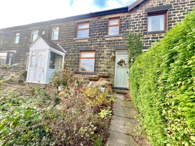 House for rent in Hoylandswaine, South Yorkshire