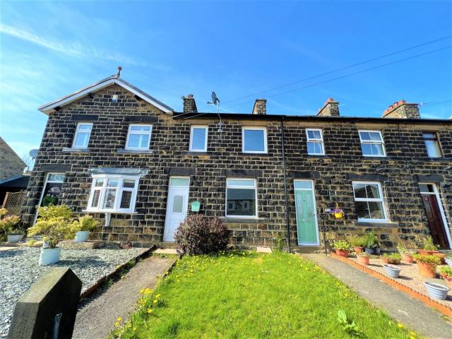 House for rent in Hoylandswaine, South Yorkshire