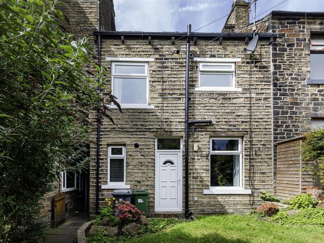 House for rent in Lindley, West Yorkshire