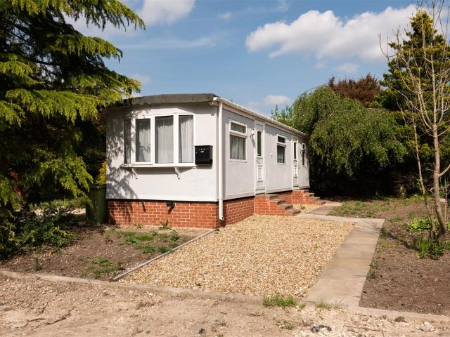 House for rent in Sutton Scarsdale, North East Derbyshire