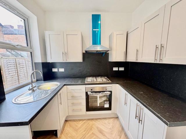 House for rent in Caldermill, East Midlands