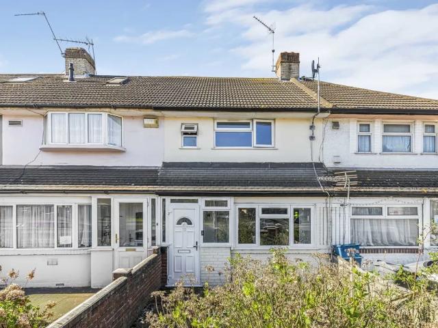 House for rent in London Borough of Hounslow, Hanworth