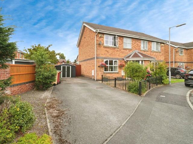House for rent in Little Lever, Bolton