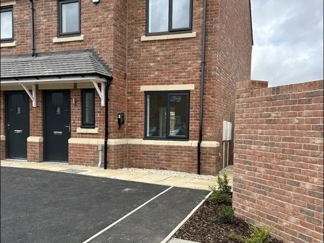 House for rent in Heath, West Yorkshire