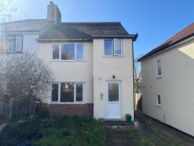 House for rent in Ickenham, Greater London