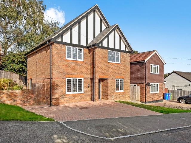 House for rent in Chavey Down, Winkfield
