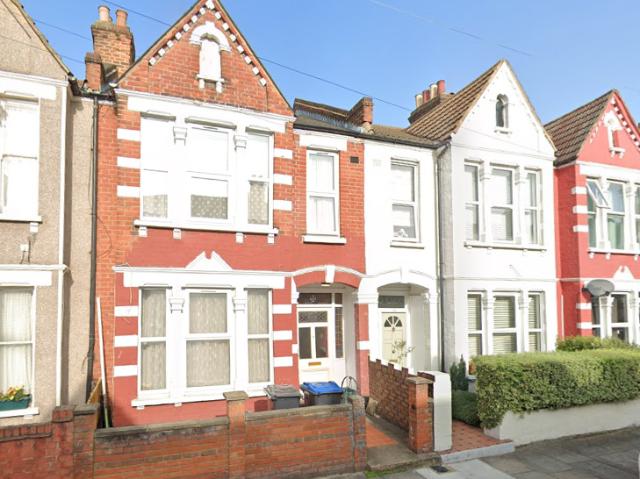 House for rent in London Borough of Merton, Mitcham