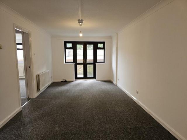 House for rent in Daws Hill, High Wycombe