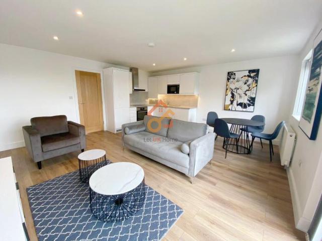 House for rent in Hendon Central, Greater London