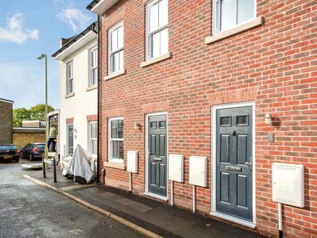 House for rent in Priddy's Hard, Middlecroft