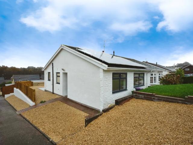 House for rent in New Inn, Griffithstown