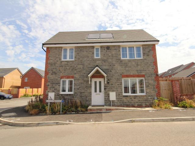 House for rent in Bryncae, Wales