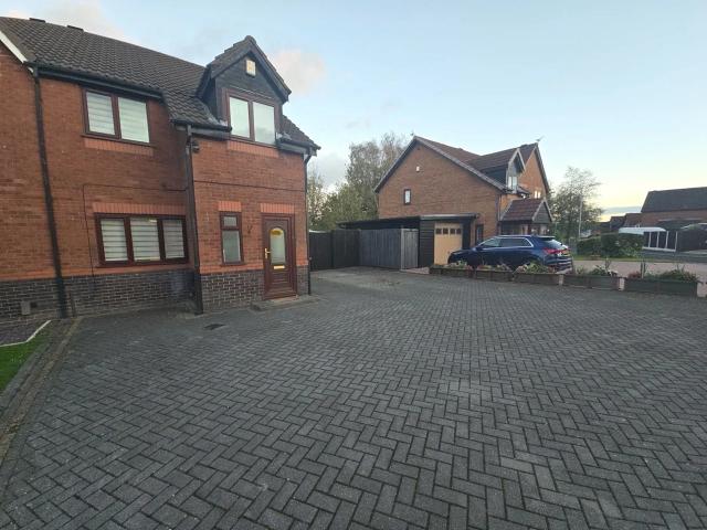 House for rent in Burnden, Lee Bank