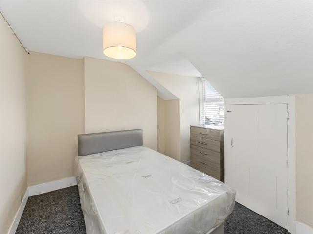House for rent in South Woodford, Greater London