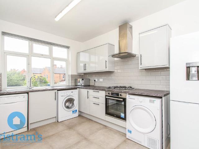 Room for rent in Cinderhill, Haddon