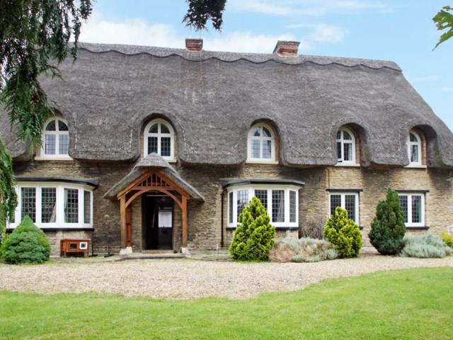 House for rent in Harrold, Bedford