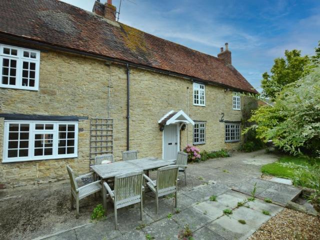 House for rent in Bedford