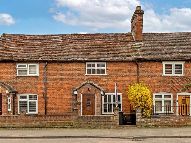 House for rent in Five Acres, Hertfordshire