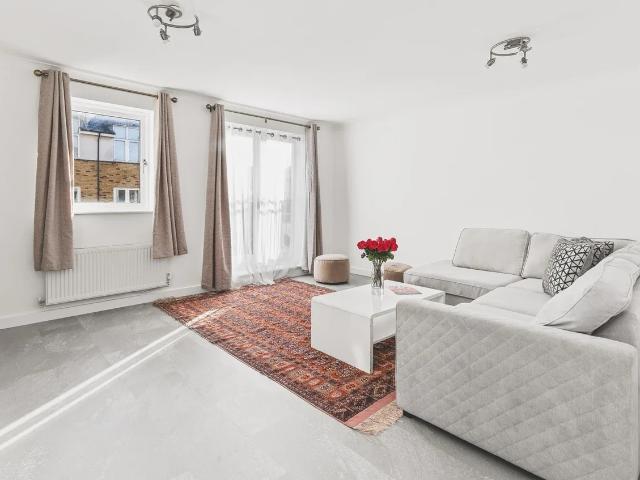 House for rent in Yeading, Greater London