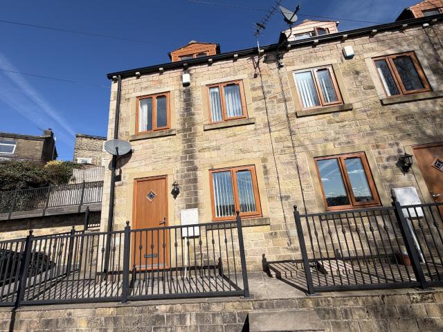 House for rent in Thornton, West Yorkshire