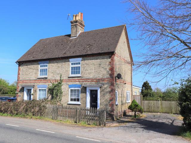 House for rent in Milton Bryan, Bedfordshire