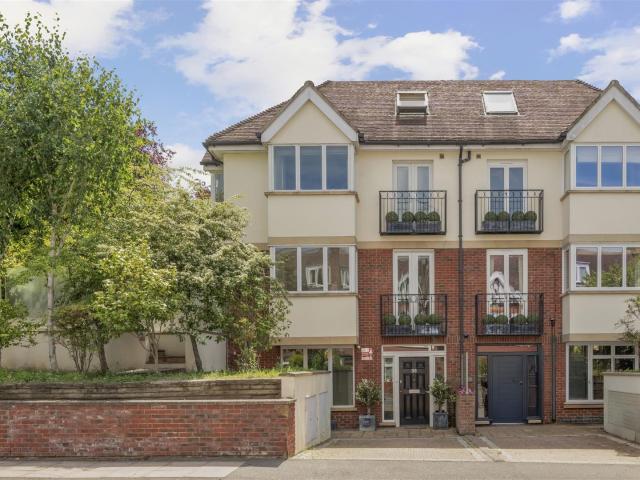 House for rent in London Borough of Merton, Greater London