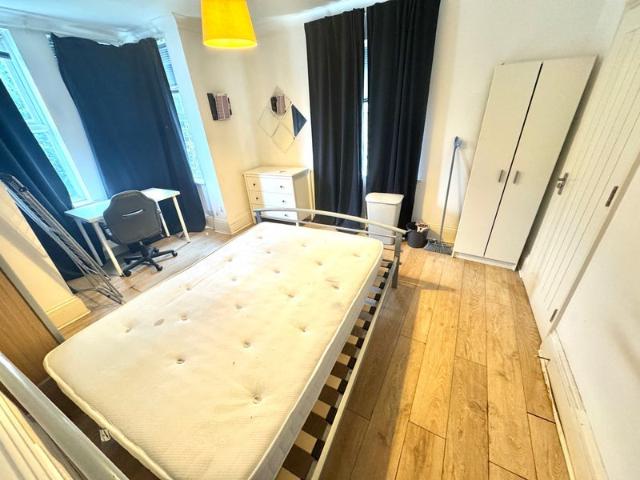 House for rent in Widmore, Greater London