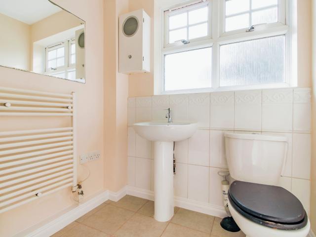 House for rent in Colindale, Greater London