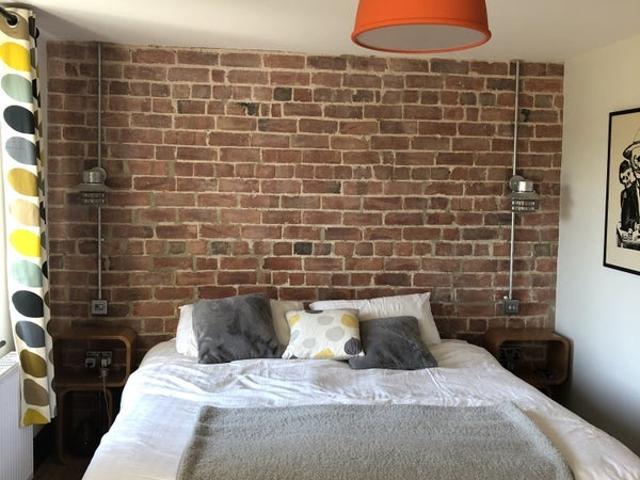 House for rent in Hope, Charlesworth